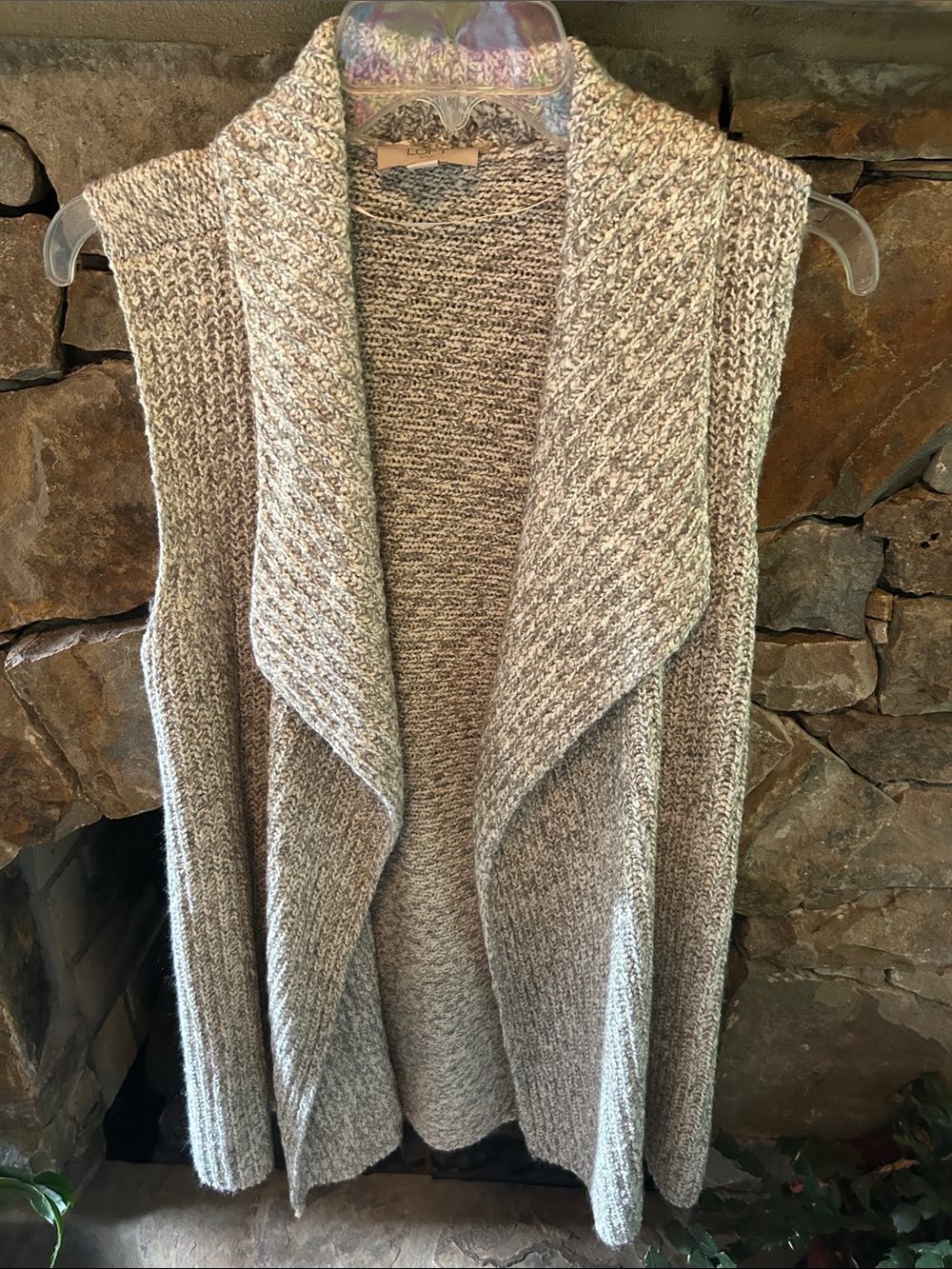 LOFT Open-Front Sleeveless Draped Cardigan Vest Gray & White; Size Small; Soft!